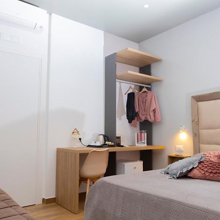 Alleria Rooms Napels Buitenkant foto
