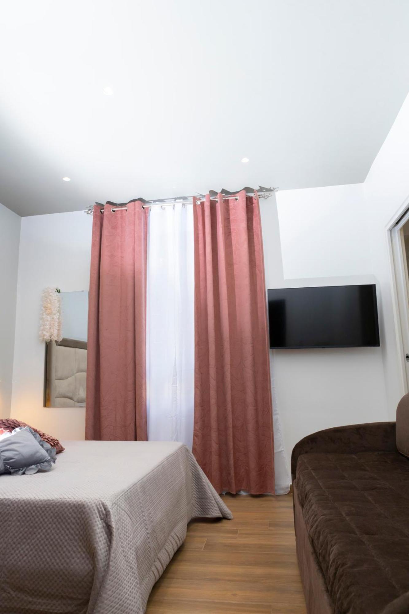 Alleria Rooms Napels Buitenkant foto